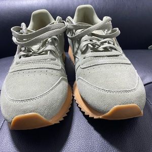 Men’s Reebok Classic